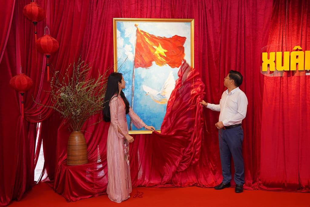 trien-lam-tranh-xuan-dat-nuoc-tet-viet-nam-1