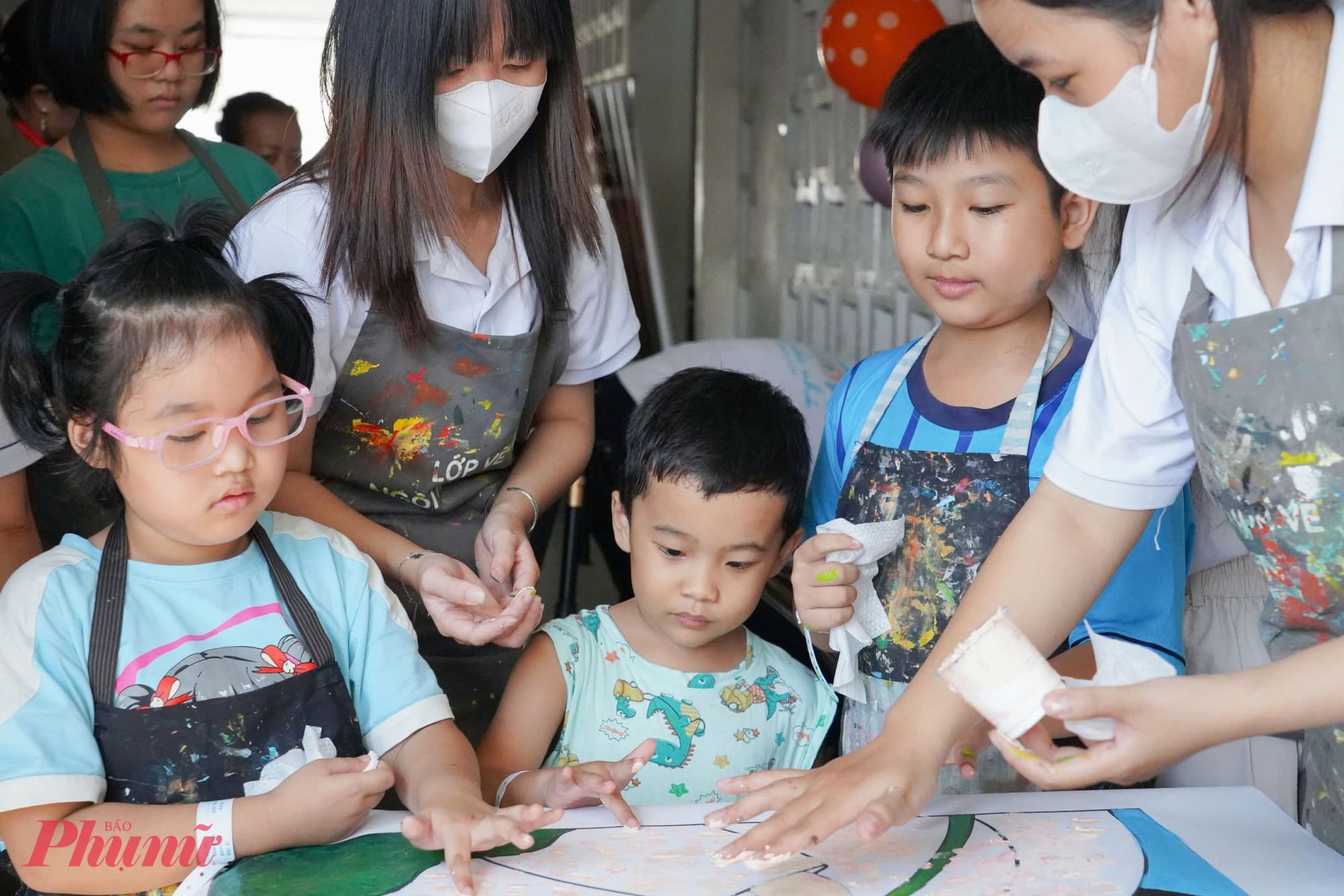 ve-tranh-tai-Benh-vien-Gia-Dinh-3